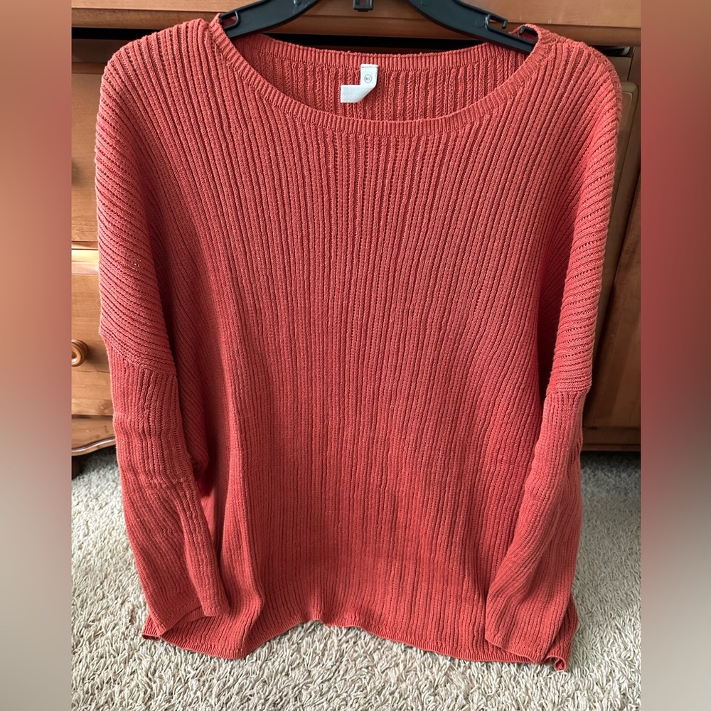 NWOT WISHLIST LIGHTWEIGHT SWEATER